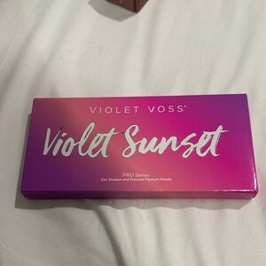 Violet Voss Sunset Palette with Purple and Pink Hues